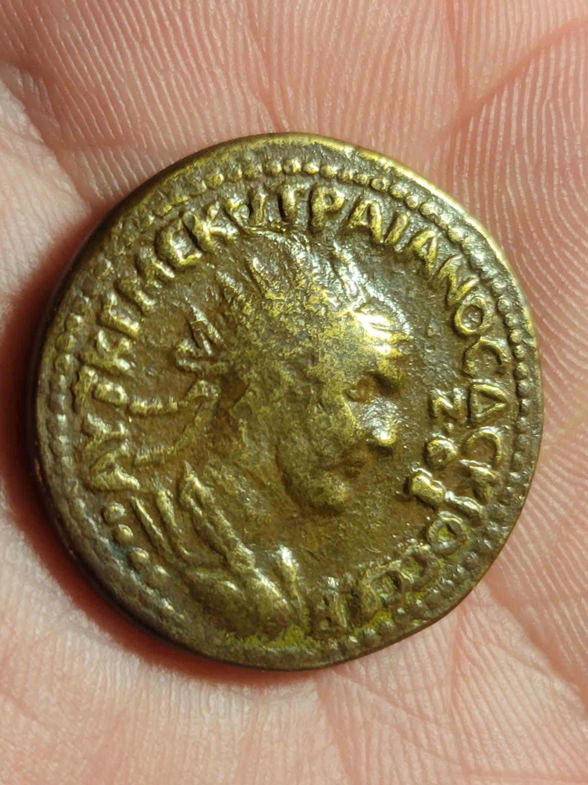 Cómo saber si una moneda romana es auténtica